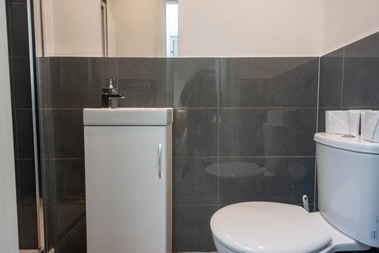 Modern Apartment In South West Wandsworth London Ngoại thất bức ảnh