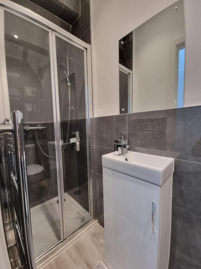 Modern Apartment In South West Wandsworth London Ngoại thất bức ảnh